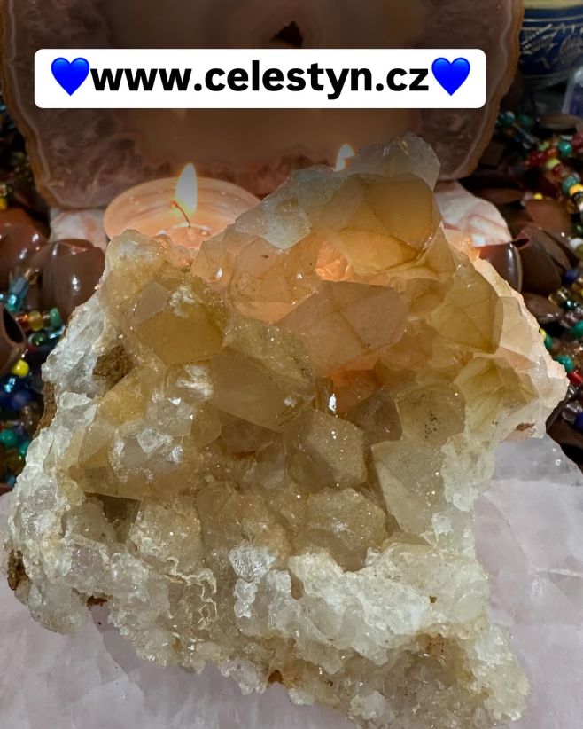 Novinky na E-shopu www.celestyn.cz💙. Křišťál s limonitem - zlatý léčitel.