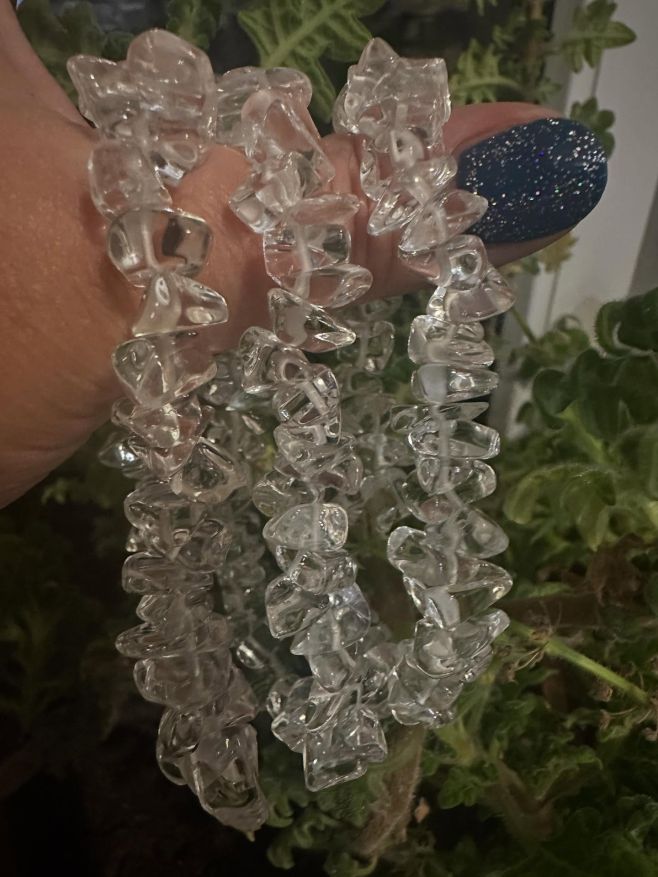 Krásné nové kamínky najdete právě teď na E-shopu 💙www.celestyn.cz💙 #celestyn #kristal #krystal #kamen #cakry #naramek...